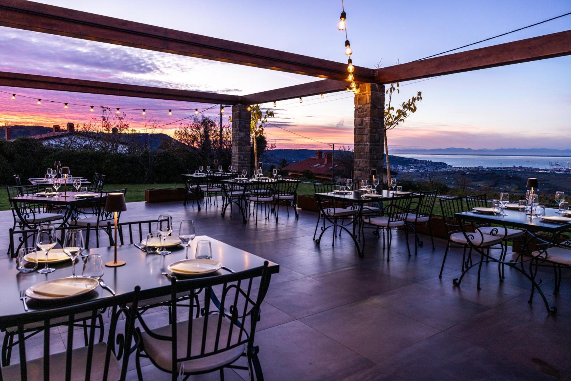 Stok - Rooms, Wine & Restaurant - Marezige, Capodistria Esterno foto