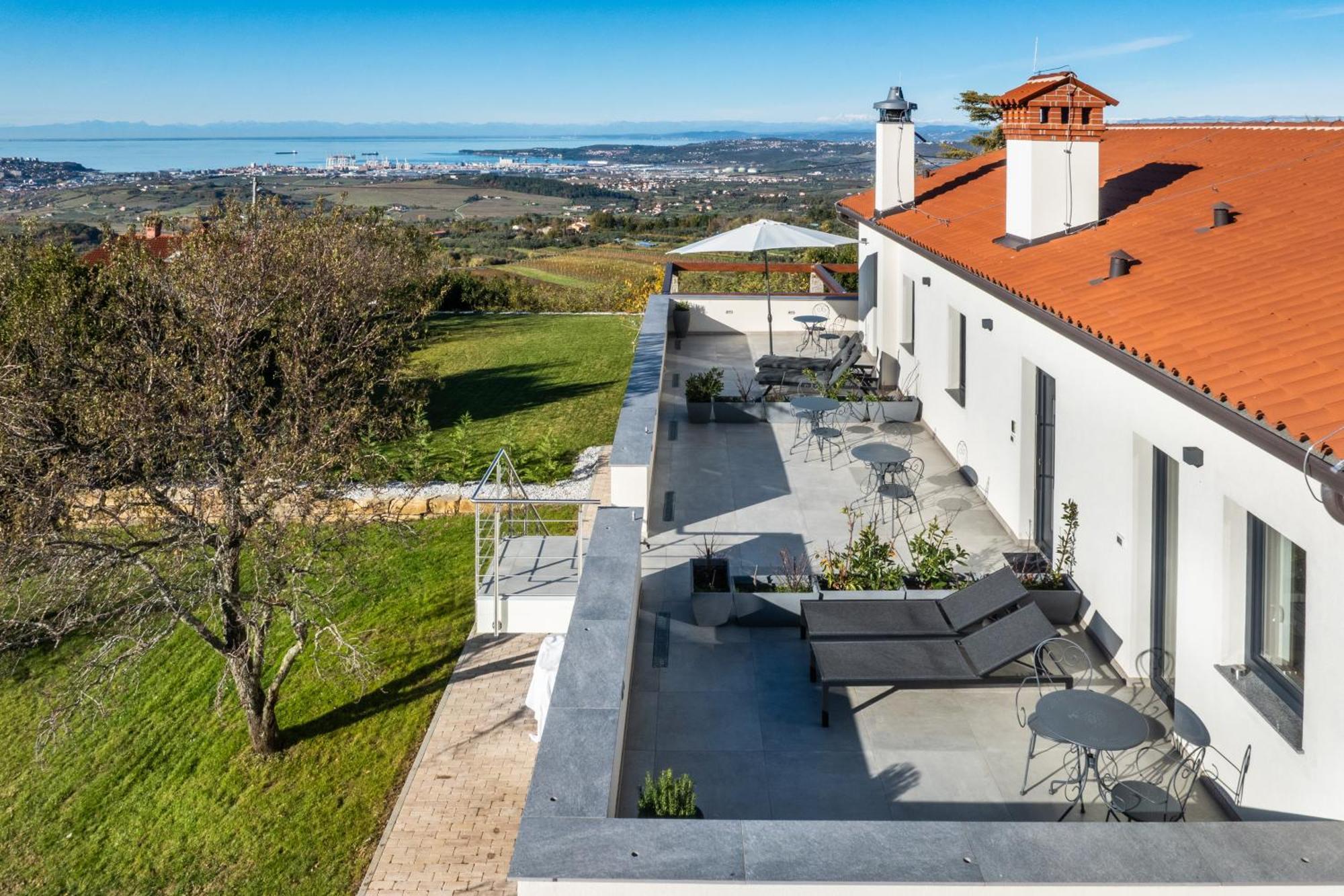Stok - Rooms, Wine & Restaurant - Marezige, Capodistria Esterno foto