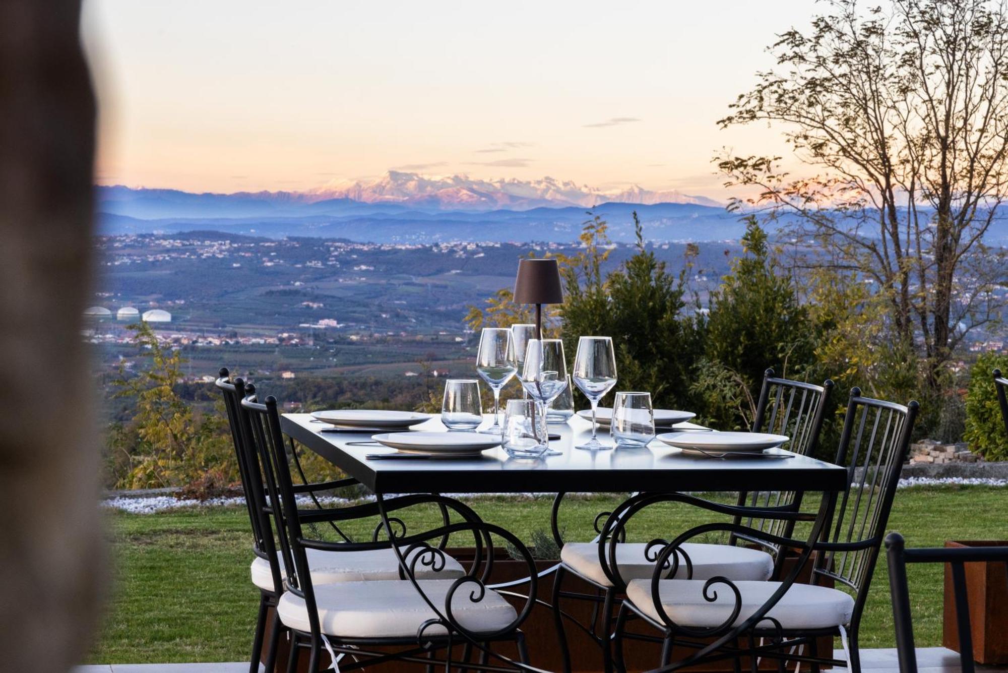 Stok - Rooms, Wine & Restaurant - Marezige, Capodistria Esterno foto