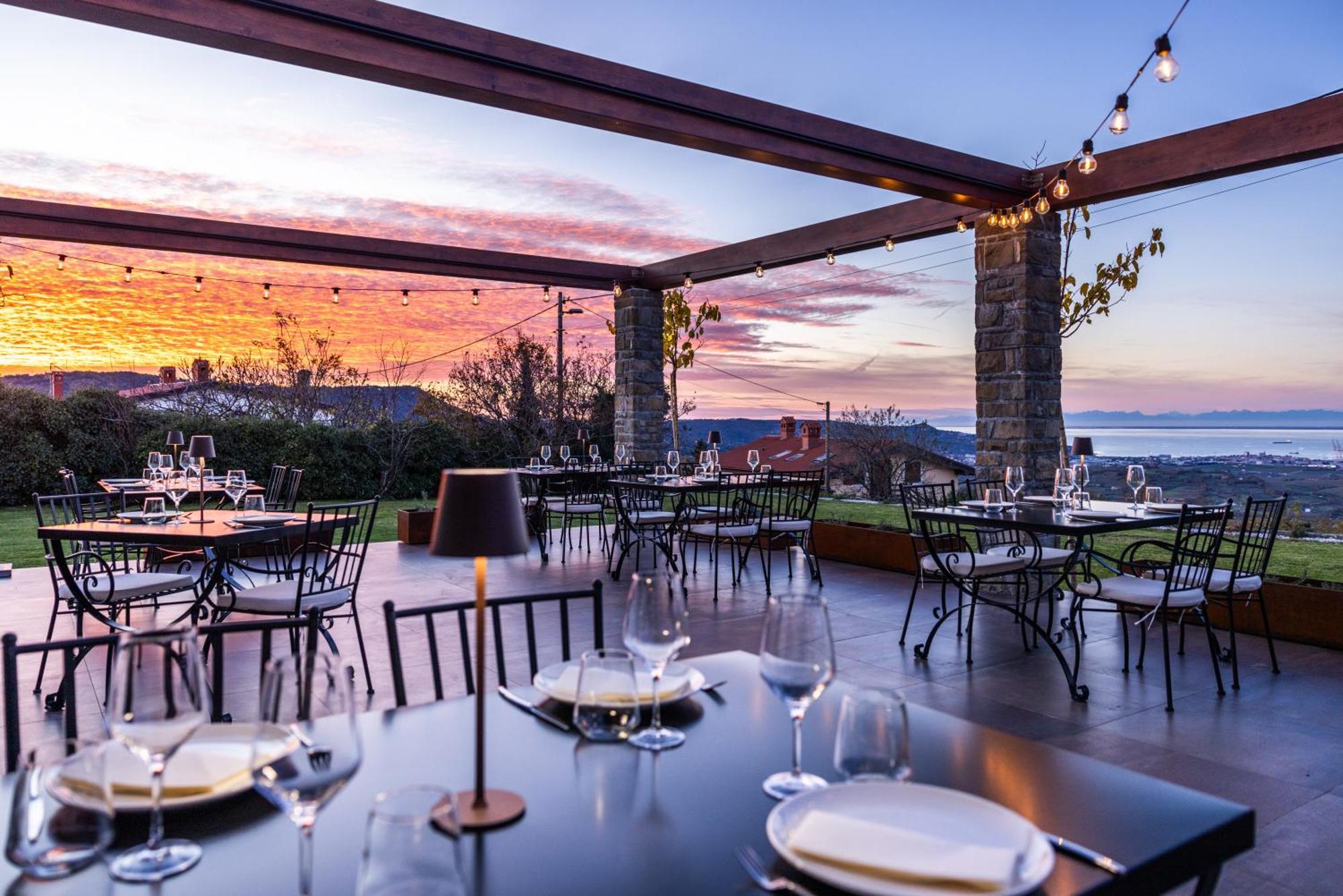Stok - Rooms, Wine & Restaurant - Marezige, Capodistria Esterno foto